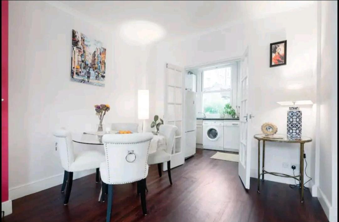 Stylish Room With Private Bath & Terrace In Super Central Clapham Junction Minutes From Victoria, Waterloo Londra Exterior foto
