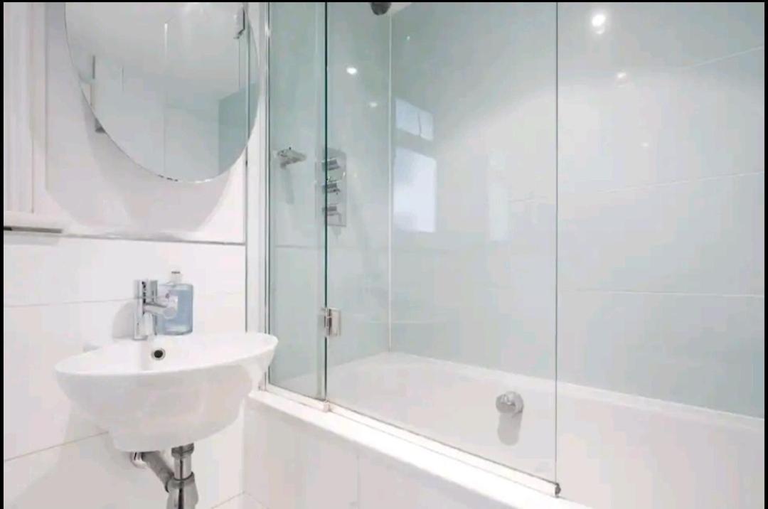 Stylish Room With Private Bath & Terrace In Super Central Clapham Junction Minutes From Victoria, Waterloo Londra Exterior foto